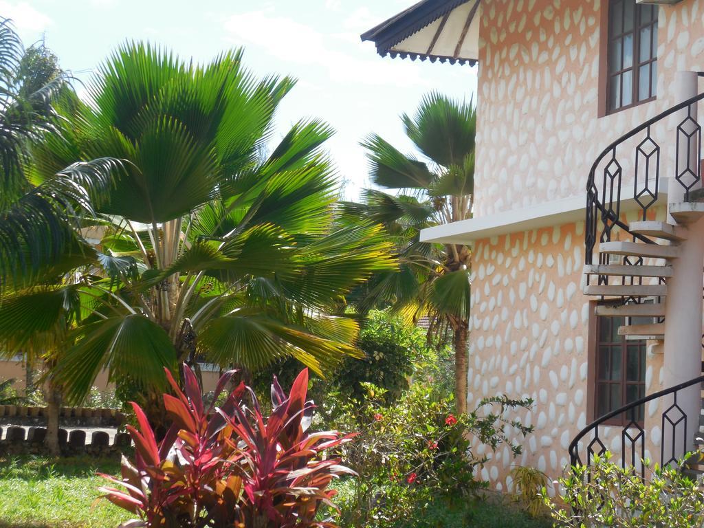 Swahili Beach Resort Zanzibar Ngoại thất bức ảnh